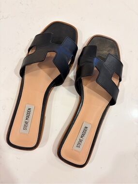 Steve Madden Black Leather Slide Sandals